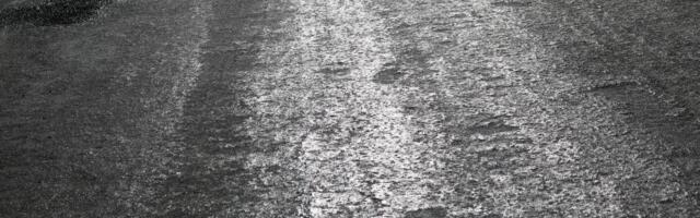 Najopasnija zimska zamka već na putevima: Ne vidi se, ne prašta i odnosi živote, ovaj savet vas može spasiti