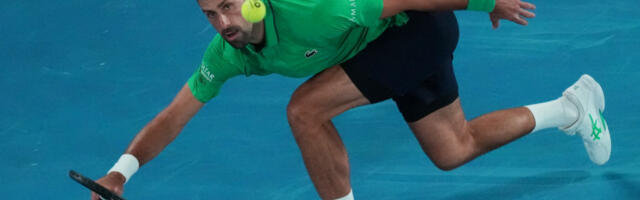 ĐOKOVIĆ NIJE KRIO SREĆU NAKON POBEDE: Srbin se setio svog prvog učešća na AO (FOTO-GALERIJA)