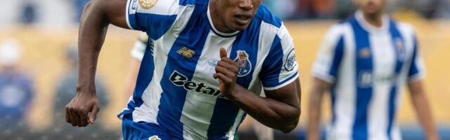 "I DALJE NE MOGU DA VERUJEM! SLOMLJEN SAM, BEZ REČI..." Fudbaler doživeo tešku povredu zbog koje propušta Mudnijal! Očajan je zbog toba, evo šta je poručio...