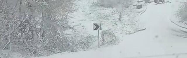 STIŽE JAČE NAOBLAČENJE I NOVA TURA SNEGA: RHMZ pali narandžasti meteo alarm, ovaj deo Srbije biće posebno na udaru leda i snežnih padavina