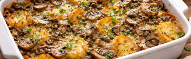 Posna musaka sa šampinjonima, za završetak vaskršnjeg posta (RECEPT)