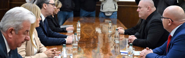 Председник Вучић састао се са представницима Руске странке, Јединствене Србије и странке Зелени Србије