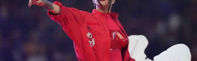 Hakimi iznenadio Rijanu u Parizu: viralni susret velikih zvezda