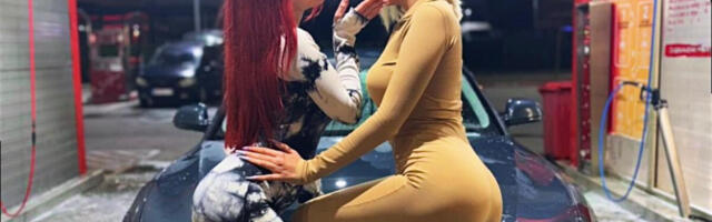 BILA JE U VEZI SA ŽENOM, A SADA ČUVA DETE! Stefani objavila fotku sa novim dečkom, svi bruje o jednom detalju