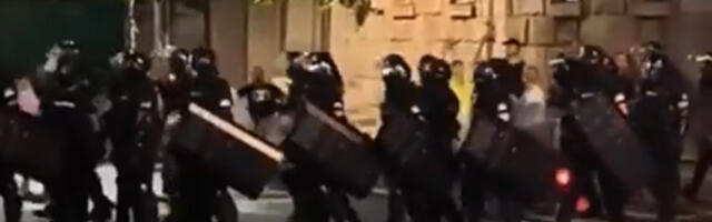 "Izdaja, izdaja": Povici policiji, žandarmerija interveniše kod Taša