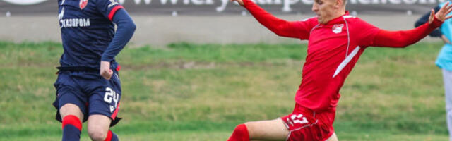 Шампион прескочио прву степеницу