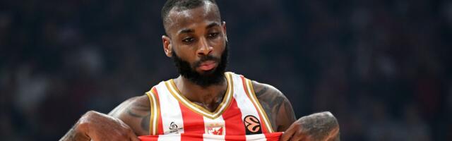 Kakav potez Mekintajera: Igra za Bugarsku, a na put sa Zvezdom krenuo sa srpskom zastavom! /FOTO/