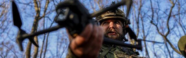 Rusija: Presretnut 141 ukrajinski dron, pogođena dva rezervoara nafte u Krasnodarsku