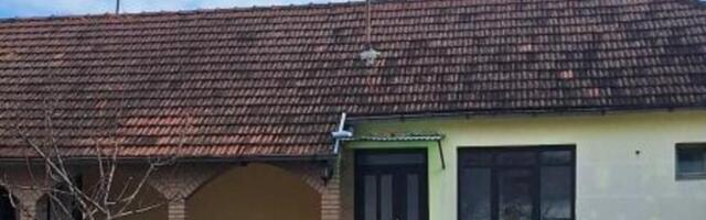 Lepa kuća se prodaje za jako male pare na ovoj lokaciji: Ima i letnju kuhinju i pomoćne objekte (FOTO)