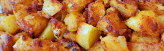 Profesionalni kuvar otkio caku za najhrskaviji krompir iz rerne: Uz mali trik ispašće kao iz restorana, nema boljeg