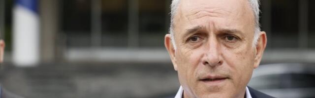 Šovinistička svinja! Ponoš ženomrzac: Novinarke TV Prva su kurve, a gošće neobrijane