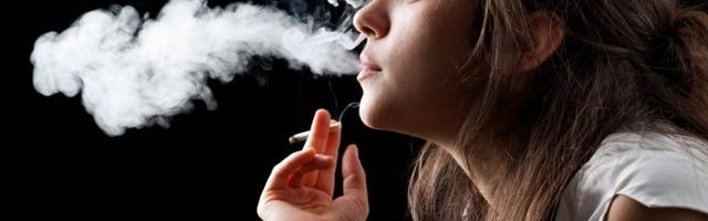 AKO STE PUŠAČ, DA LI STE U RIZIČNOJ GRUPI? Evo u kojoj meri cigarete utiču na zaražene koronavirusom!