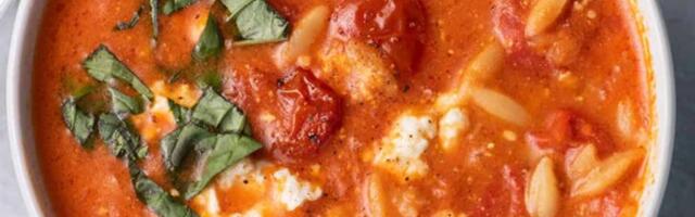Supa sa pečenim čeri paradajzom i feta sirom