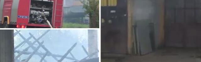 DOBRO JE DA SMO OSTALI ŽIVI: Ljudi sa suzama u očima gledaju kuće koje su izgubili u jezivom požaru kod Pančevačkog mosta - sve što imam je garderoba na meni!