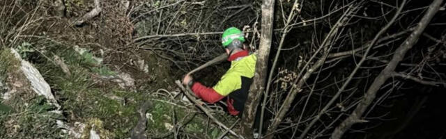 DRAMA NA KUČAJSKIM PLANINAMA Spasioci tragali za dve izgubljene osobe (FOTO)