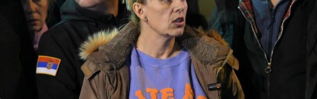 Žitelji Ćacilenda izgurali Dijanu Hrku, jednom čoveku pretili