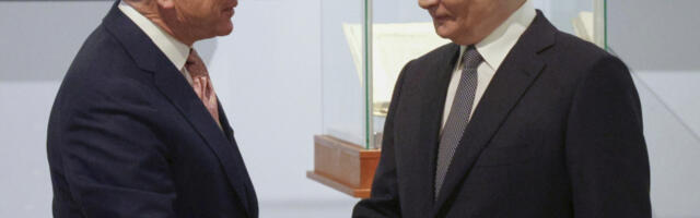 SUSRET O KOM BRUJI PLANETA Avion kojim Vitkof putuje za Moskvu poleteo iz SAD