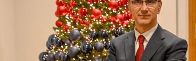 Premijer Srbije čestitao praznik građanima: U Novoj godini nastavljamo da gradimo Srbiju