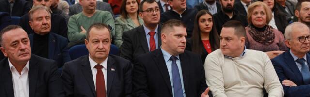 Dok je SPS u vlasti Dačić ne mora da brine o svojoj poziciji: U slučaju pada s vlasti tu je alternativa Ružić