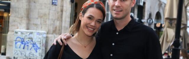JAVNOST U SUZAMA ZBOG ĆERKICE MARIJE MIKIĆ: Bivši muž podelio sliku uz emotivnu poruku!
