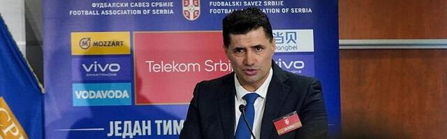 "Bivši fudbalski sudija branio prostorije SNS-a, osuđivan zbog nasilja"
