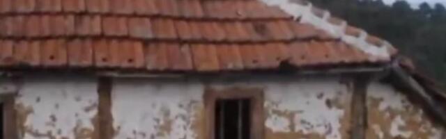 DANAS SE BAŠKARI U STANU OD 150.000 EVRA, A ODRASTAO JE U OVOJ TROŠNOJ KUĆI Poznati Srbin o detinjstvu: "Bilo je teških dana"