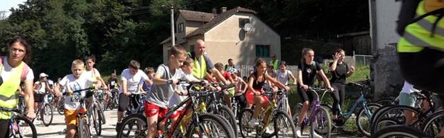 Četvrta Ćirilična biciklijada u Bajinoj Bašti