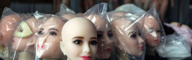 Стручњаци упозоравају: Родитељи да избегавају ВИ играчке током празника