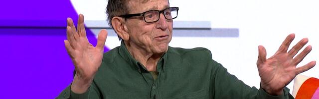 ZAHAR O BURNOJ PROŠLOSTI I SVIM SVOJIM ŽENAMA! Prvo se oženio intelektualkom, druga postala popularnija od njega, a već 20 godina je u braku sa NJOM!