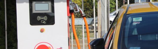 Naplata parkinga za električne automobile u Novom Sadu: Da li se moglo drugačije?