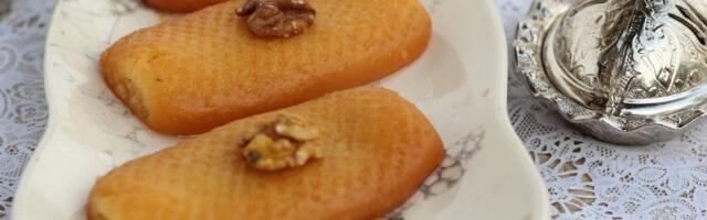 Tople, sočne i mirišu na detinjstvo: Starinski recept za urmašice koje se bukvalno tope u ustima