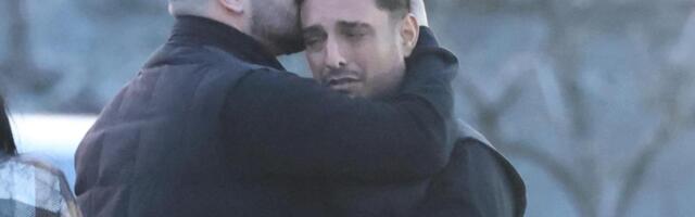 „ZANEMEO SAM ZBOG TRAGEDIJE“ Harmonikaš slomljen zbog smrti brata Darka Lazića: Znam koliko je bio vezan za njega...