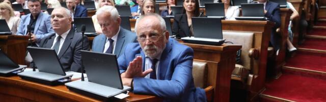 Poslanici Skupštine Srbije i danas o 18 tačaka dnevnog reda