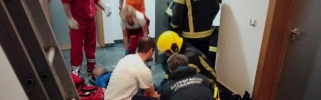 Radnicu usmrtio lift u Gornjem Milanovcu! Nastradala u minimarketu, nije joj bilo spasa!