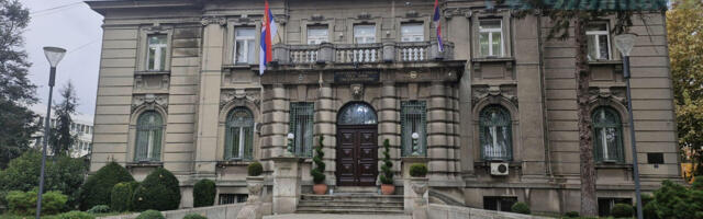 U Nišu plate direktorima javnih preduzeća i ustanova uvećane i do 110 posto