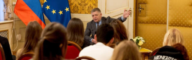 Фицо: Време је да се разговара о смени Каје Калас