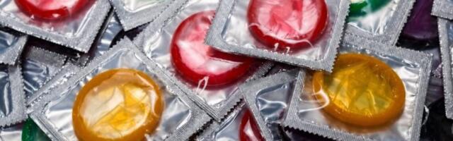 Rusi panično razgrabili kondome – sa skladišta nestala sva uvozna pakovanja