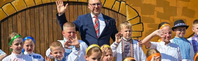 Otvoren 32. Međunarodni dečji folklorni festival "Zlatá brána" u Kisaču!