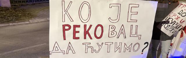 U Rekovcu održana protestna šetnja za podršku studentima (VIDEO)