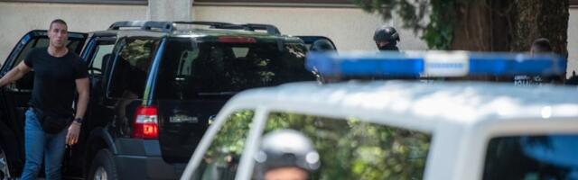 Detalji napada u Budvi: Meta bio škaljarac, upucana devojka