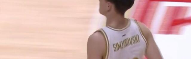 Kakav trenutak, dva perspektivna klinca debitovala za Zvezdu, a hala je eksplodirala!