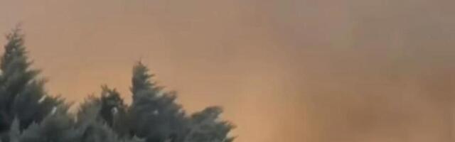 Stravičan požar buknuo na deponiji, otrovan dim guta grad! Izdata stroga pravila za sve ljude u Mostaru (VIDEO)