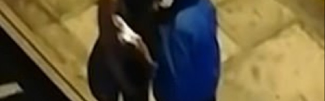 Policajac suspendovan nakon što je poljubio ženu umesto da je joj napiše kaznu zbog kršenja policijskog časa