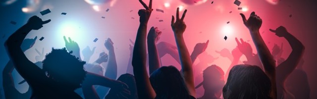 Prekinuta korona žurka od 70 ljudi večeras u centru Beograda