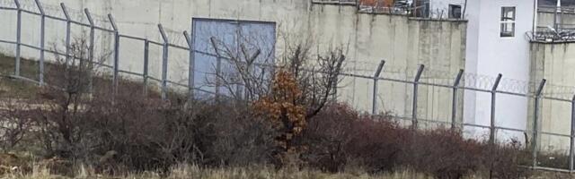 UBIJEN MUŠKARAC IZ ALBANIJE, RANJEN ROBIJAŠ SA TZV. KOSOVA: Isplivali detalji krvave drame u zatvoru, sve počelo zboj JEDNE stvari