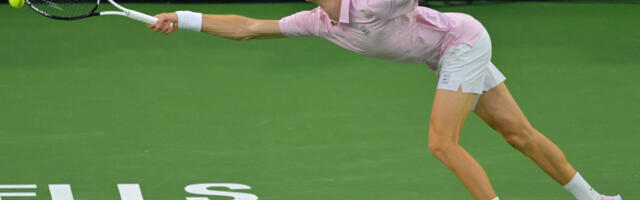 Napad na Sinera usred meča: Jedva izvukao živu glavu, internet gori zbog ovoga (VIDEO)