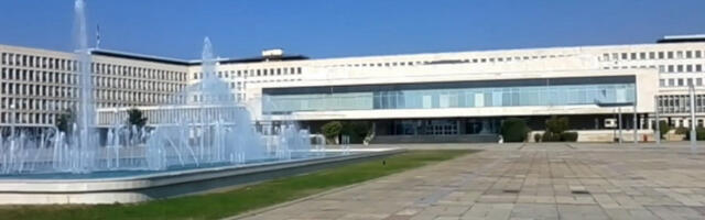 Петнаест година програма „Свет у Србији”: председник Вучић са стипендистима из целог света