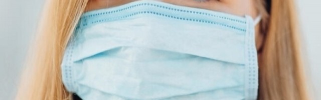 Doktorka upozorila kakve su posledice ukoliko nosimo jednu masku duže vreme, ali i pružila savete kako sprečiti simptome ako do njih dođe