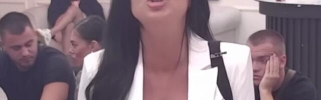 STANIJA DOBROJEVIĆ DOBILA UPOZORENJE IZ SPOLJNOG SVETA: Ne sme više da PISNE o OVOJ TEMI, sprema joj se PAKAO! (FOTO)