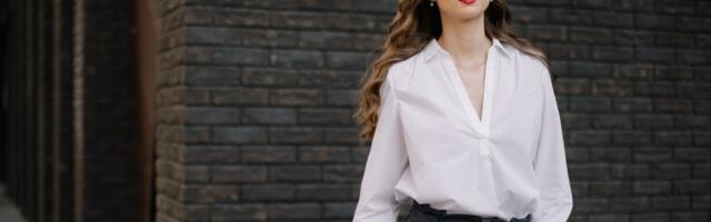 Beauty trik koji je zaludeo internet: Kako da okovratnik košulje više nikada ne uprljate puderom